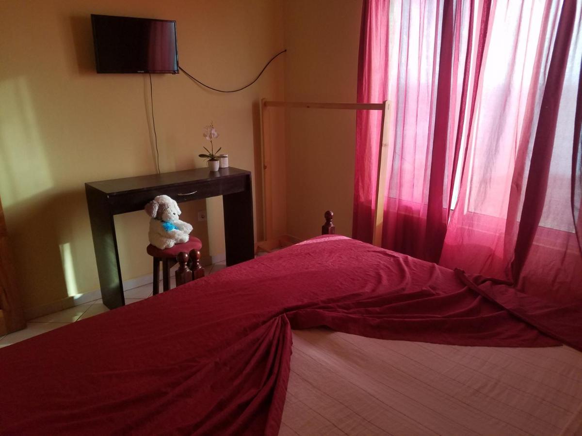 Chez Albino Guest House São Filipe Dış mekan fotoğraf